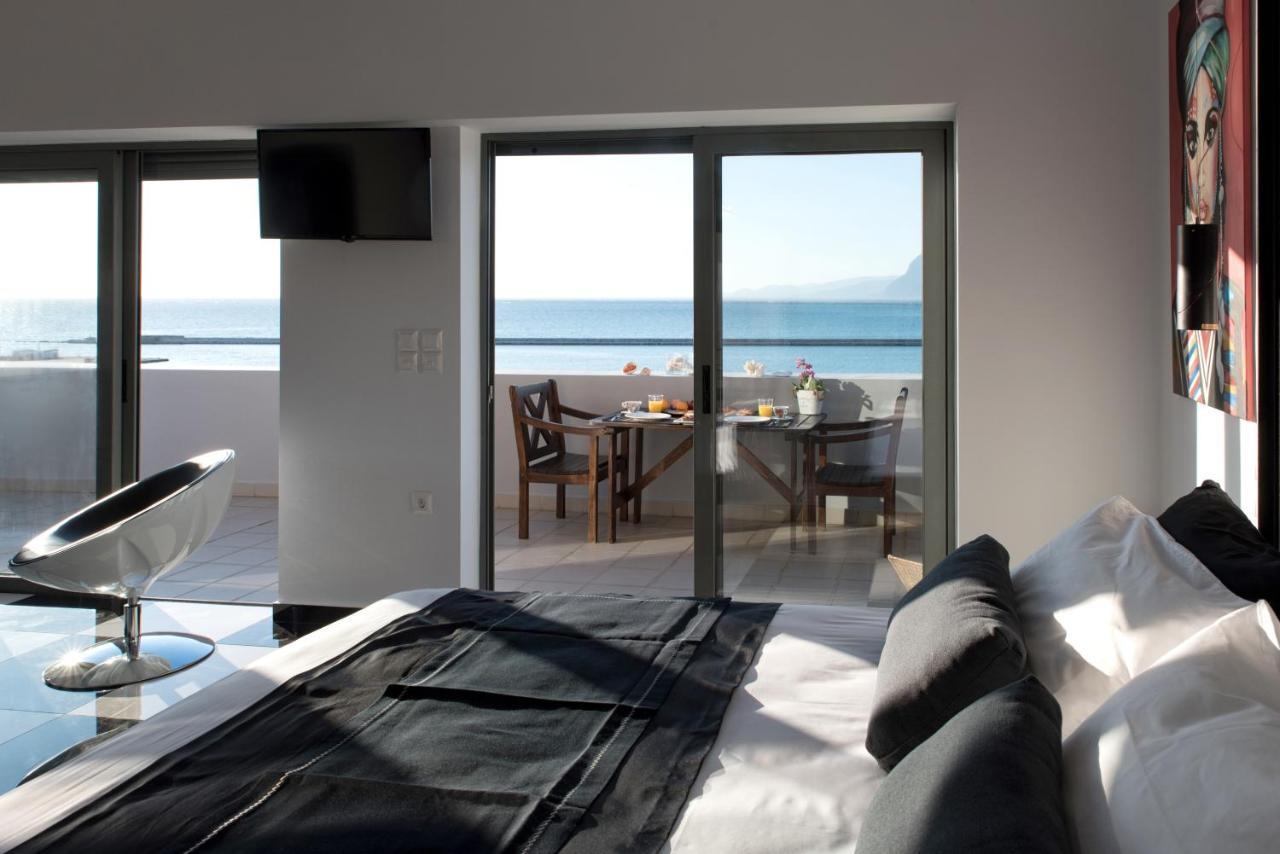 Majestic Penthouse In The Heart Of Patra Apartment Luaran gambar