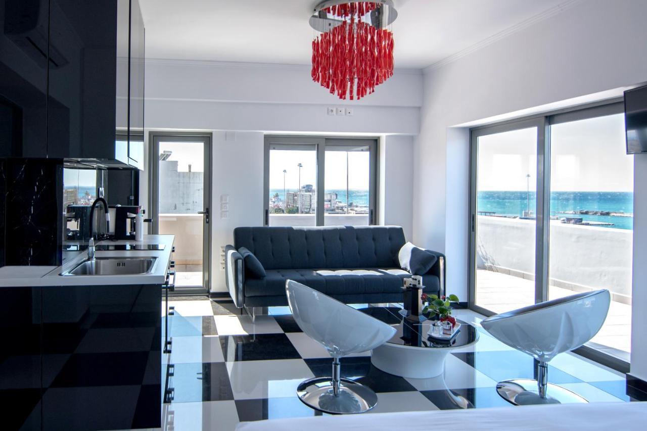 Majestic Penthouse In The Heart Of Patra Apartment Luaran gambar
