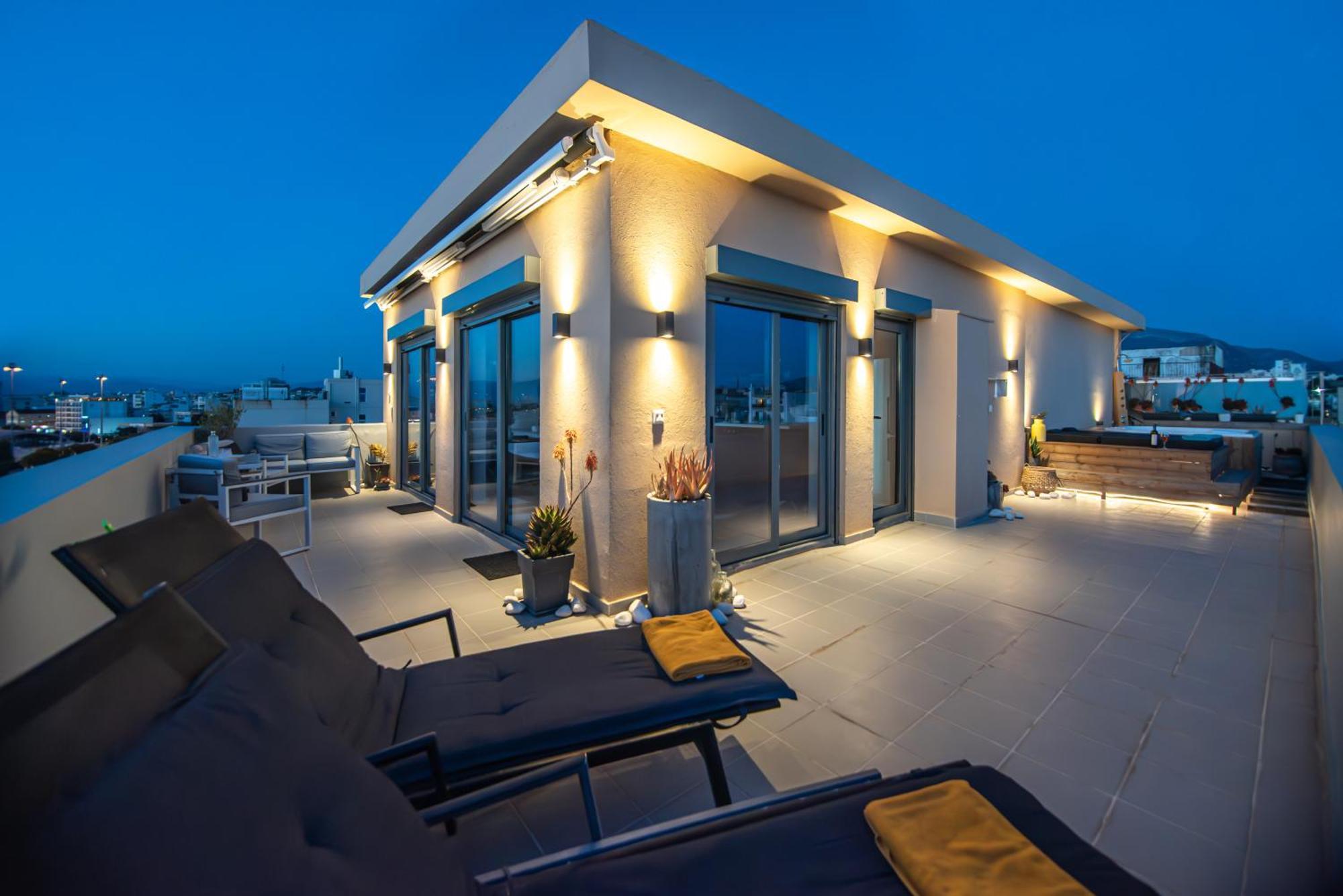 Majestic Penthouse In The Heart Of Patra Apartment Luaran gambar