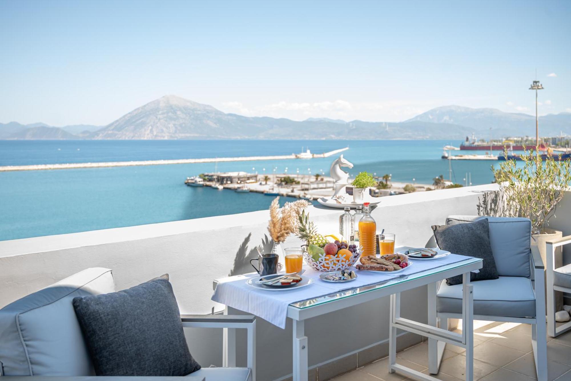 Majestic Penthouse In The Heart Of Patra Apartment Luaran gambar